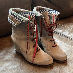 Anthropologie gray leather boot wedge size 7 1/2